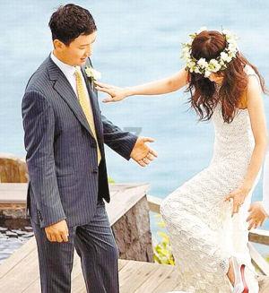 年会大集迎龙年