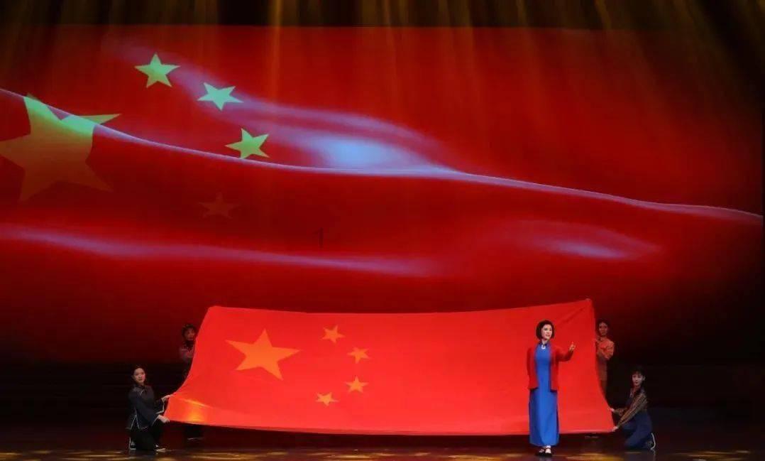 又是别人家的“村晚”,长沙“三湘第一村”举行迎春晚会,花式整活
